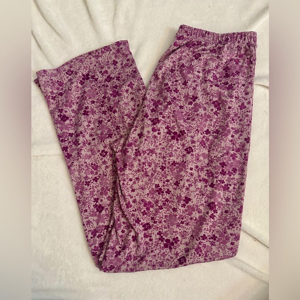Mia & Tess Floral Purple Super Soft Pajama Pants Medium